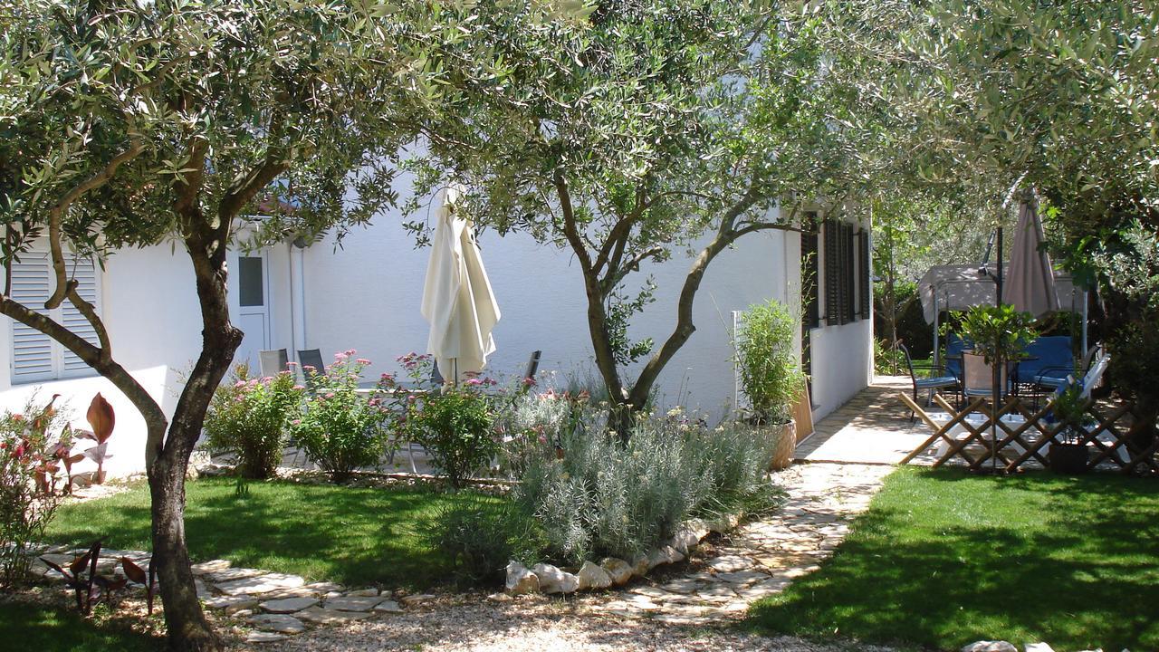 Nevena Apartments